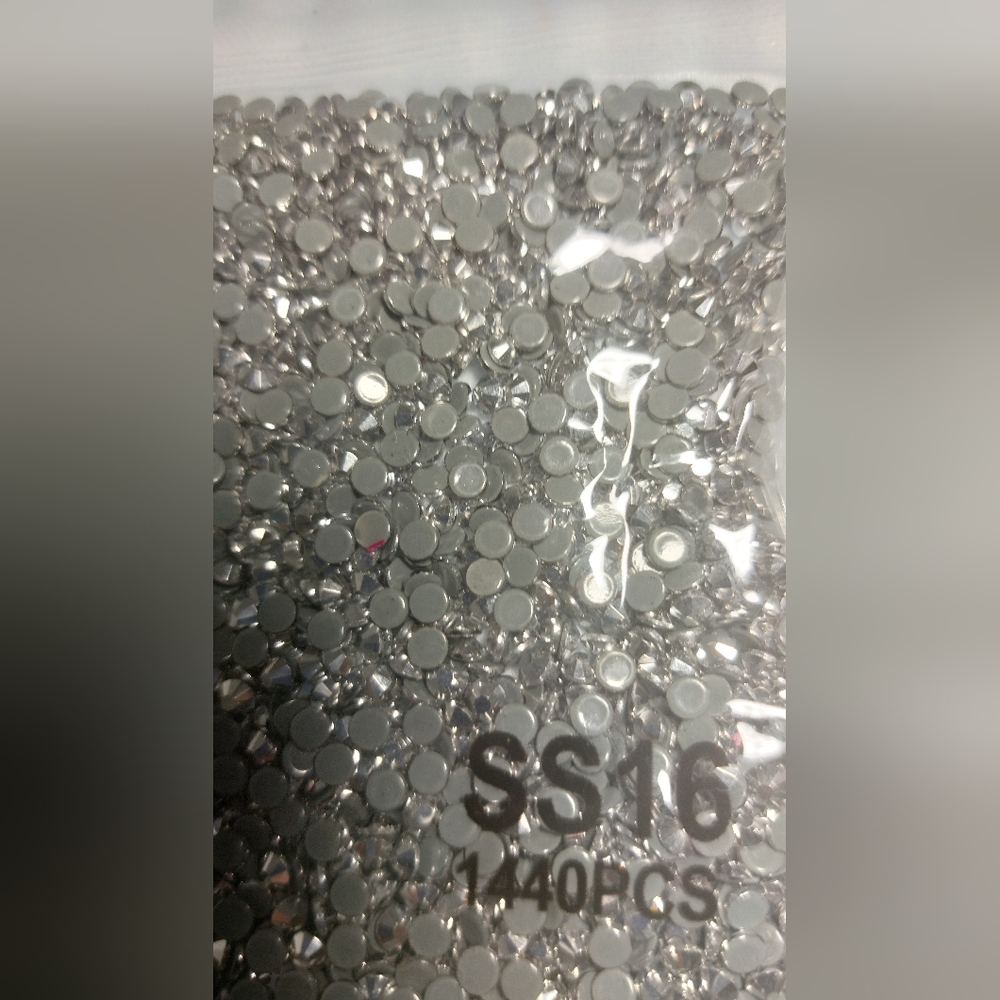 Silver HotFix Rhinestones SS16 - Picture 3 of 3